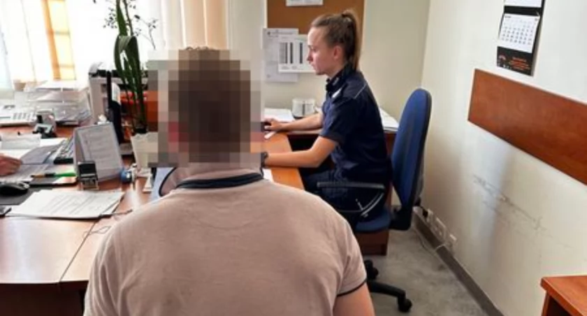 Pijany, bez uprawnień i poszukiwany - 25-latek trafi do więzienia