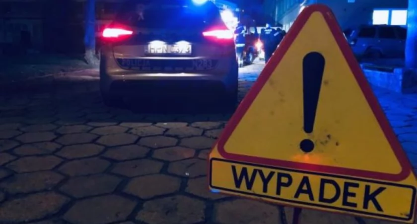 Miszewko. Ciężarówka uderzyła w bmw, a bmw w dwa inne pojazdy