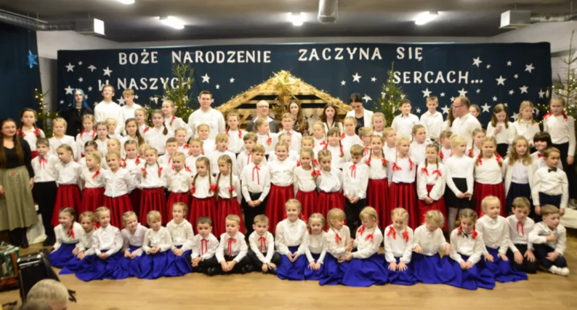 Gòdë na Kaszëbach - dziecięce kolędowanie w Gowidlinie