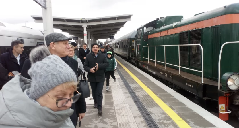 Starym pociągiem nowym bajpasem kartuskim