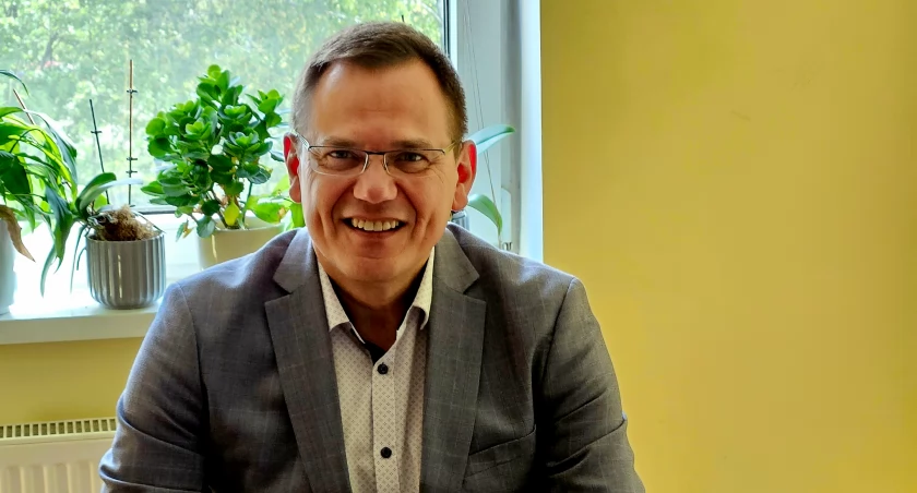 Mirosław Szutenberg: Absolwentom szkół zawodowych łatwiej odnaleźć się na rynku pracy