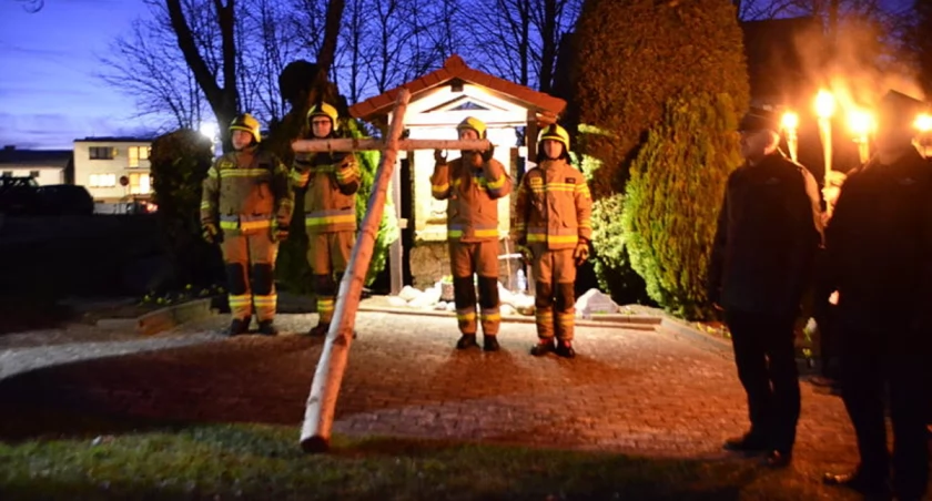  Kaszubska Droga Krzyżowa w Sianowie