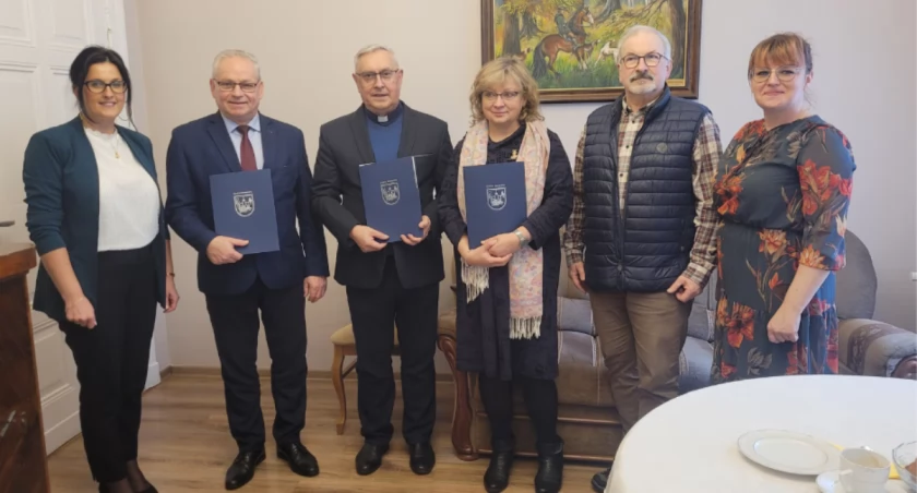 Gmina Somonino. Dotacje dla dwóch parafii na remont zabytków 