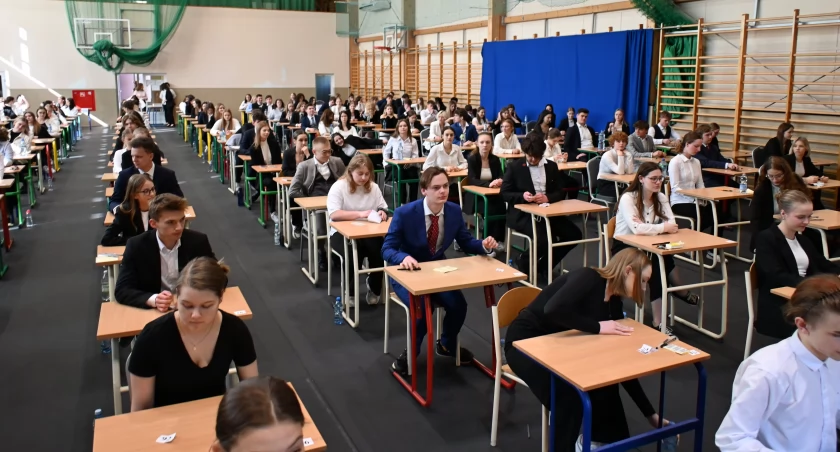 Maturzyści rozpoczęli egzaminacyjny maraton