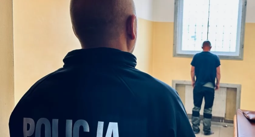 Nie zatrzymał się do kontroli, bo nie powinien prowadzić