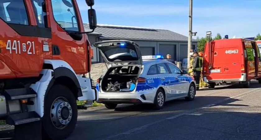 Pałubice. VW Caddy zderzył się z motocyklem - 17-latek w szpitalu