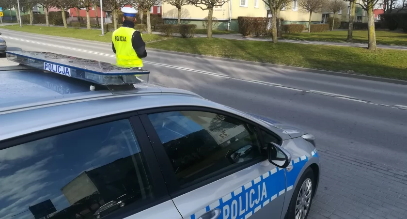 Żukowo. Wjechał ciężarówką w nissana