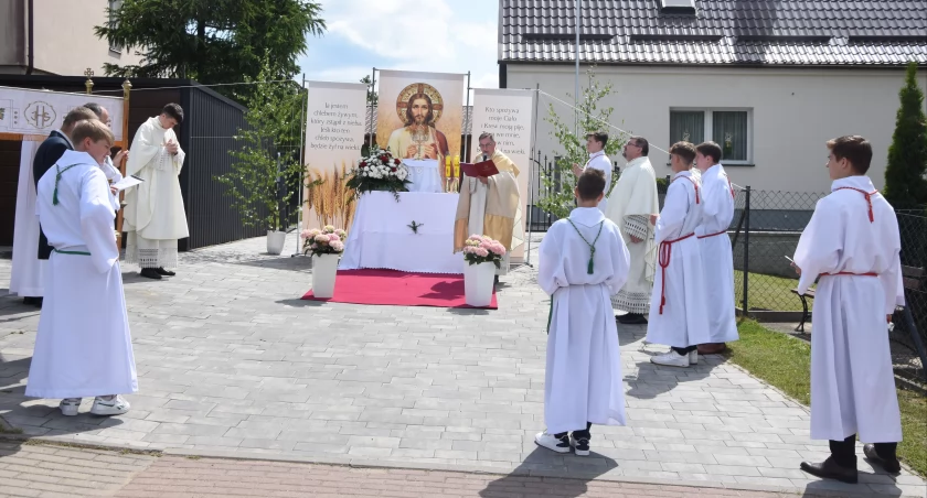 Kartuzy. Odbyły się uroczyste procesje z okazji Bożego Ciała
