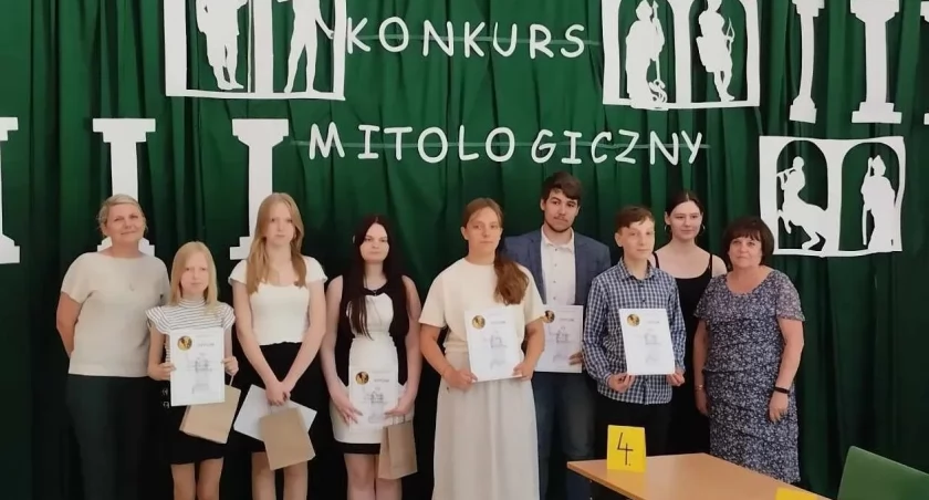 W liceum w Kartuzach odbył się konkurs wiedzy na temat mitologi greckiej