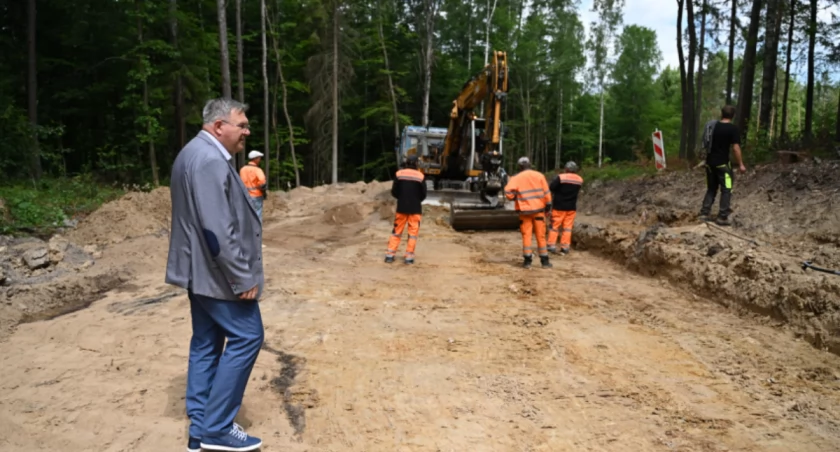Gmina Kartuzy. Trwa budowa drogi Kolonia - Chojna