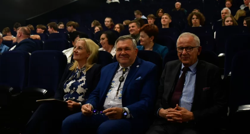 W kartuskich jeziorach można się już kąpać