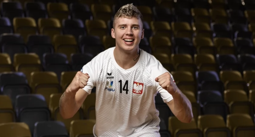 Krzysztof Jagielski zdobył 7 bramek w półfinale i finale akademickich Mistrzostw Świata