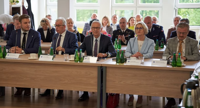 IV sesja Rady Powiatu Kartuskiego - sprawdź program