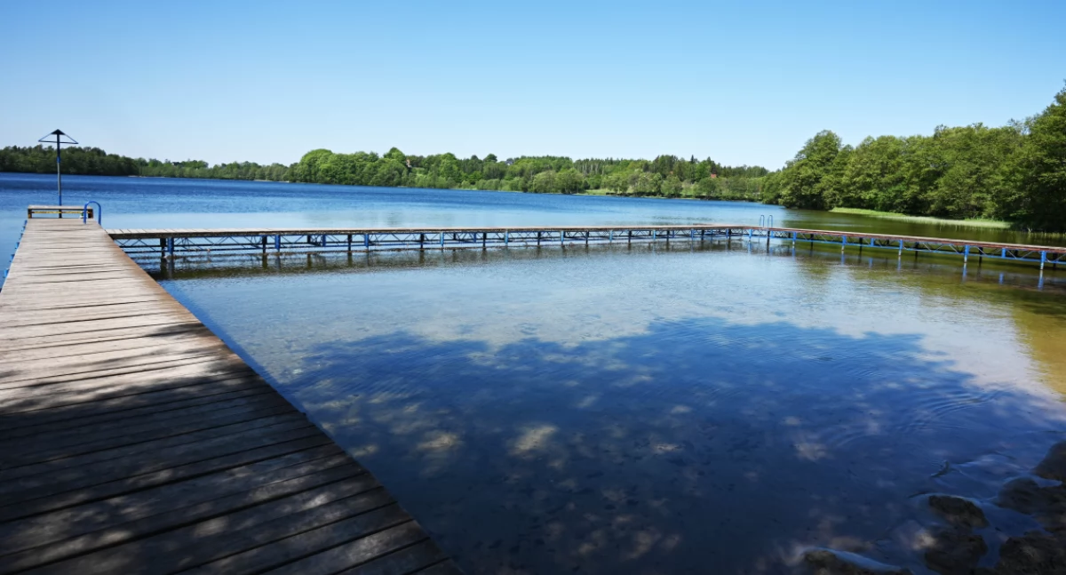Gmina Kartuzy przypomina, jak zachować podstawowe zasady bezpieczeństwa nad wodą