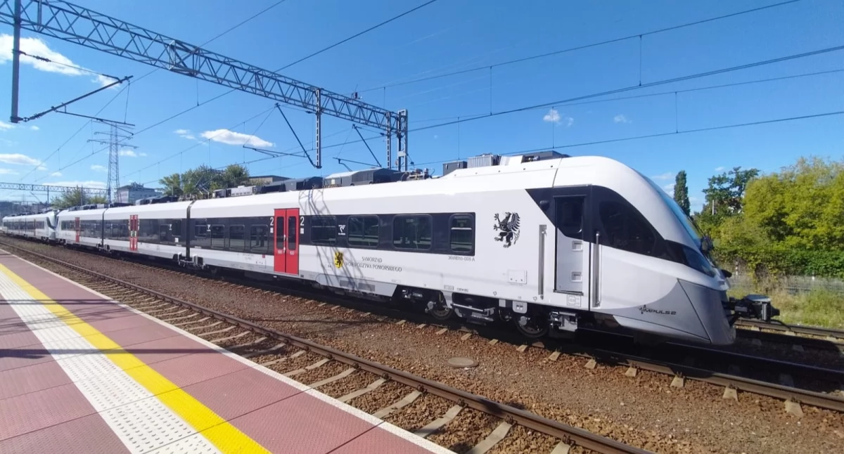 Na pomorskich torach pojawiły się hybrydowe pociągi 