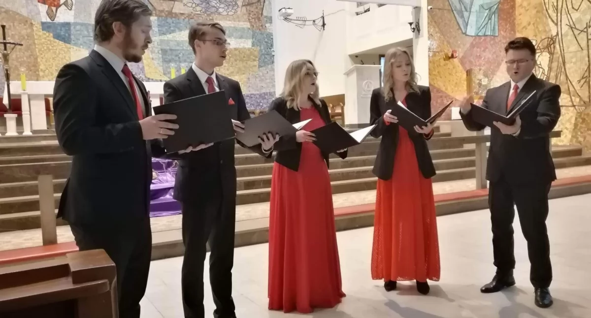 Sulęczyno. III Dni Chóralne z koncertem pt. „Dumka na... dwadzieścia głosów”