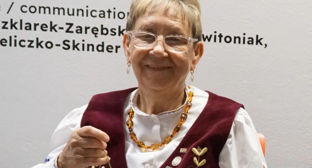 Mistrzyni haftu kaszubskiego, Bernadeta Reglińska doceniona prestiżowym odznaczeniem