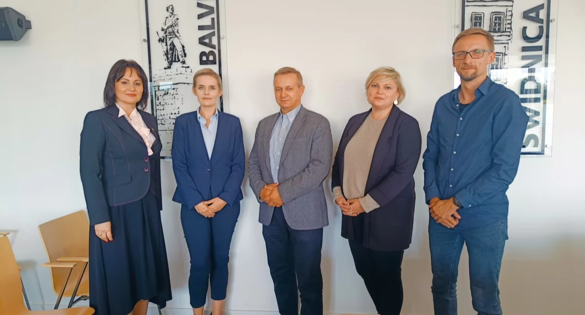 Nowe węzły integracyjne przy przystankach PKM: gmina Żukowo działa z PKP S.A.