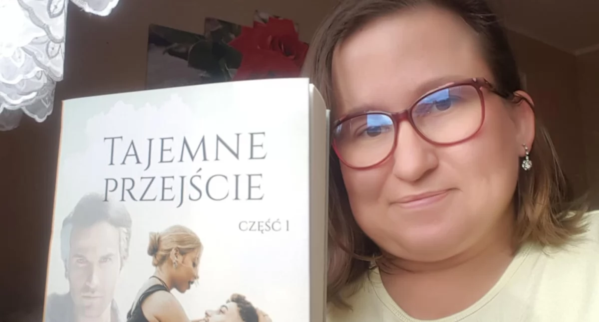 Alina Lewandowska i jej „Tajemne przejście”, a więc powieść jak wyjść z mroku i sięgnąć po marzenia