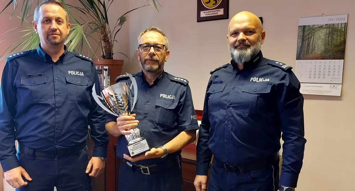 Dyżurny z Kartuz asp. sztab. Romuald Wierzba wśród najlepszych w Pomorskiem