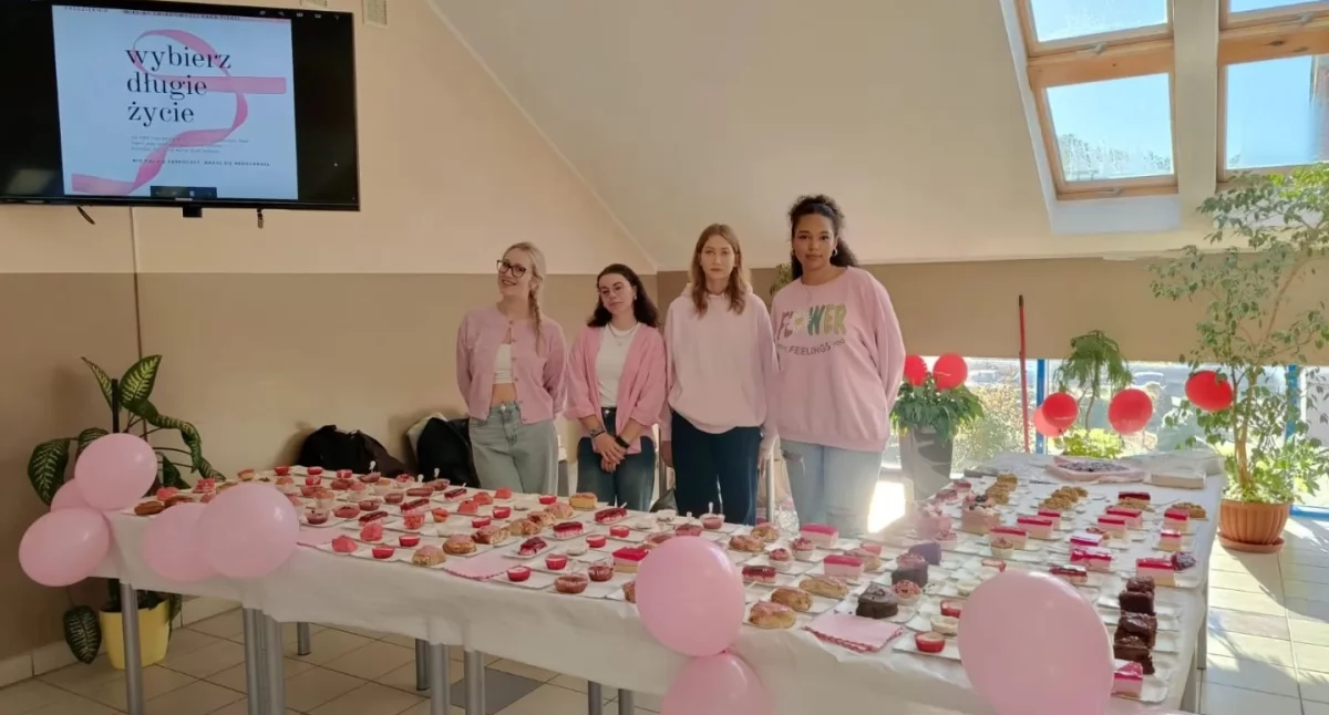 W ZSO na Klasztornej odbył się Tydzień Różowego Października. Zebrano środki na fundację Zwrotnik Raka