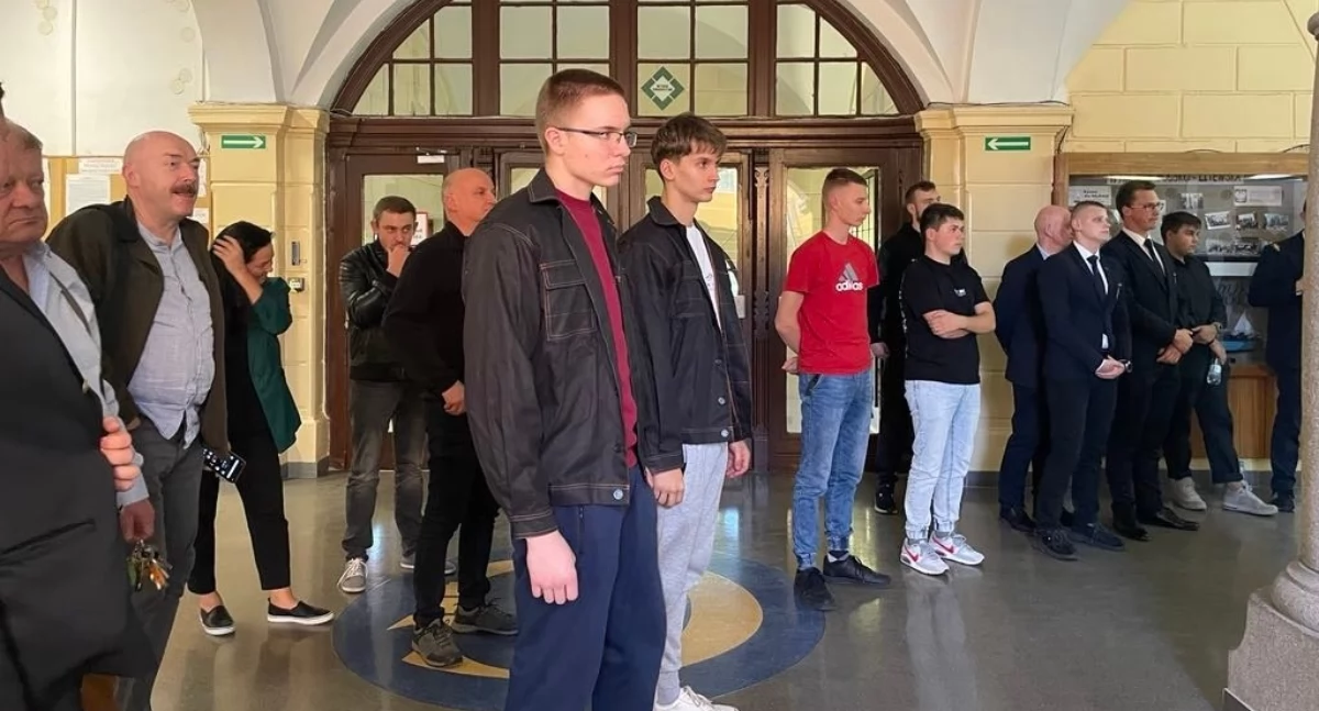 Technicy z pasją: Uczniowie ZST Kartuzy z sukcesem na turnieju elektrycznym w Gdańsku