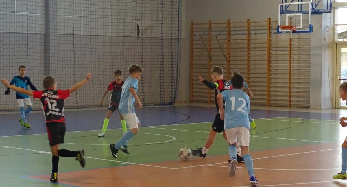 W Kiełpinie rozegrano inaugurujący turniej piłki nożnej Kiełpino Cup