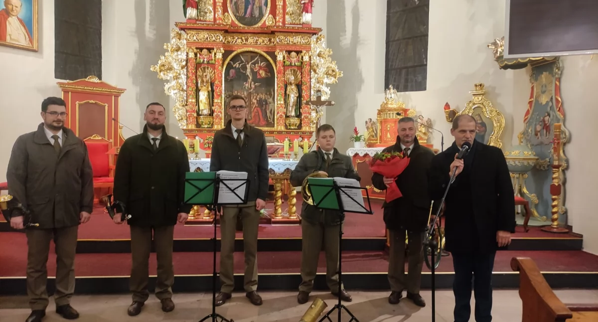 Hubertowska tradycja w Goręczynie. Wyjątkowa msza i koncert JANTARU
