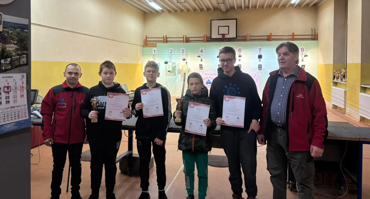 Strzelectwo sportowe jako forma świętowania. Sukcesy na zawodach w Kartuzach