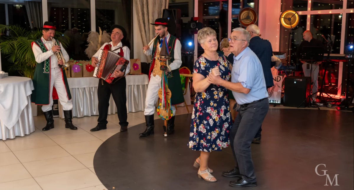 Odbył się bal seniora w Kiełpinie. Święto najstarszych mieszkańców