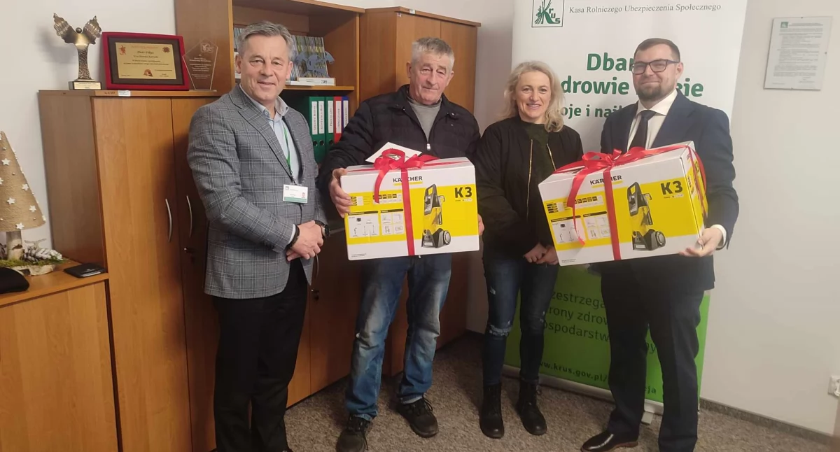 Dwie mieszkanki z powiatu kartuskiego nagrodzone w ogólnopolskim konkursie organizowanym przez KRUS