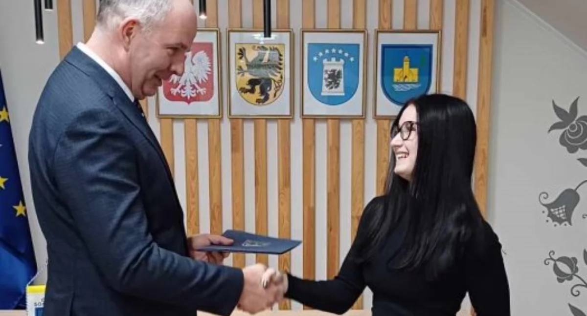 Emilia Gruchała-Węsierska z klubu Rebelia Kartuzy nagrodzona za sukcesy sportowe