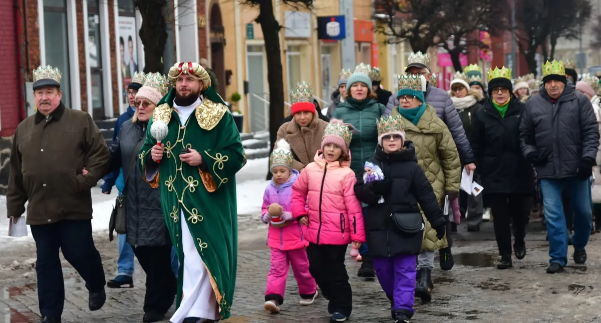Kłaniajcie się królowie! – mieszkańcy Kartuz świętowali Objawienie Pańskie