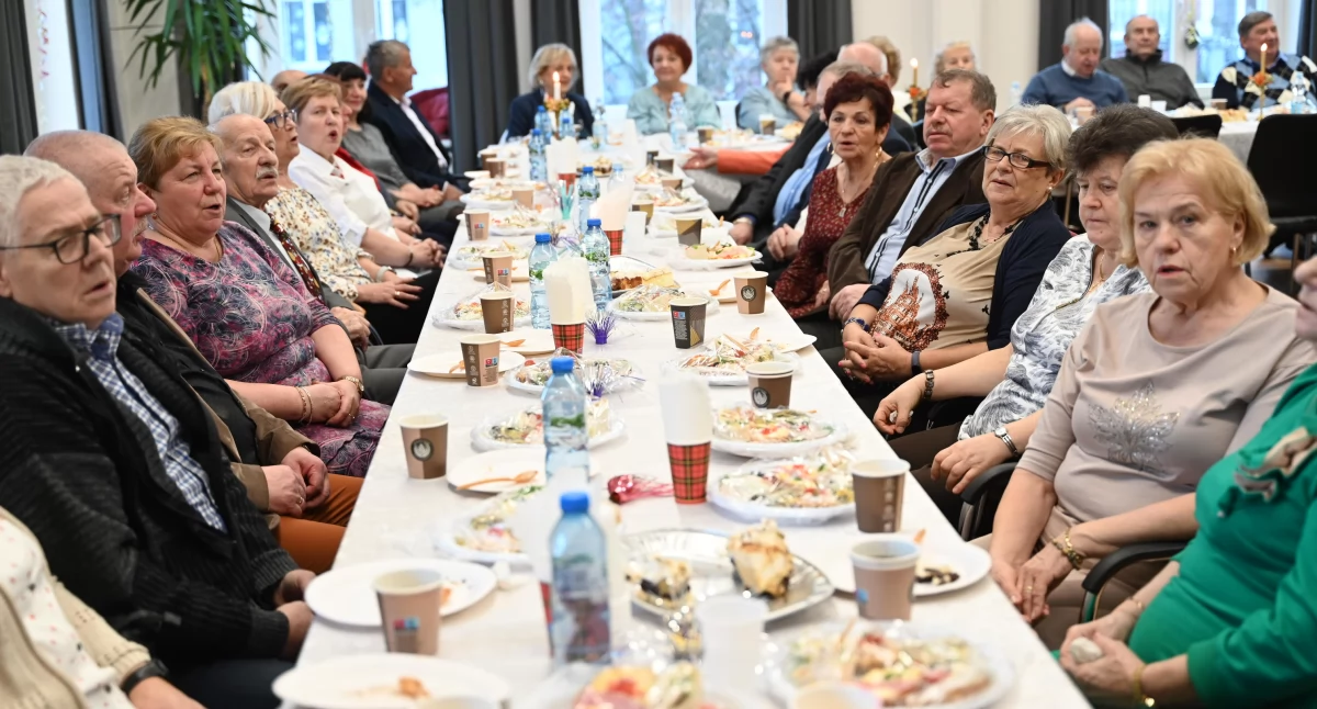 Kartuscy emeryci uczcili Dzień Babci i Dziadka