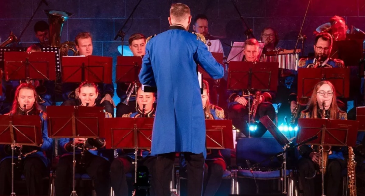 Kartuzy. Karnawałowo-kolędowy koncert Młodzieżowej Orkiestry Dętej Łapalice