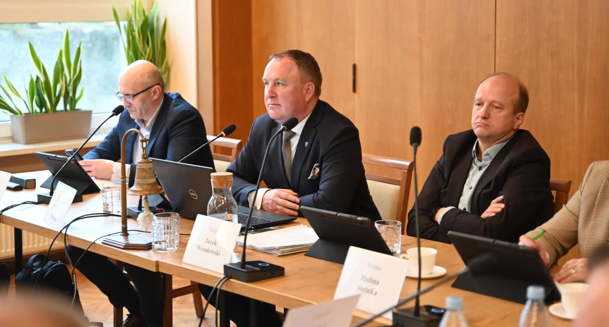 Kartuzy. Teren nad jez. Klasztornym Małym zostanie zabudowany. Radni przyjęli kontrowersyjny plan zagospodarowania tej części miasta