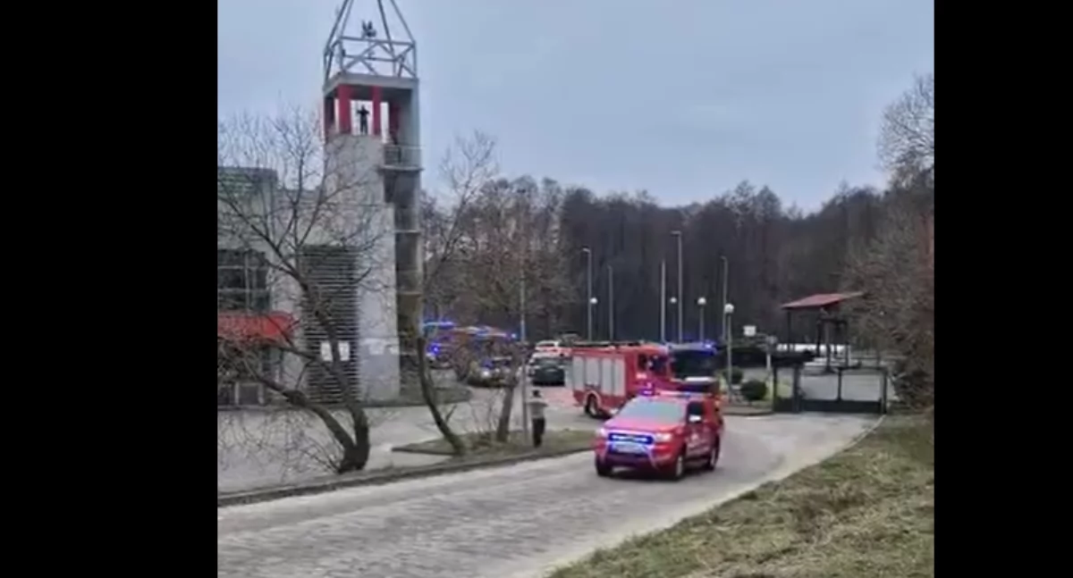 Potężny pożar w Gdańsku. Do akcji ruszyli strażacy z powiatu kartuskiego
