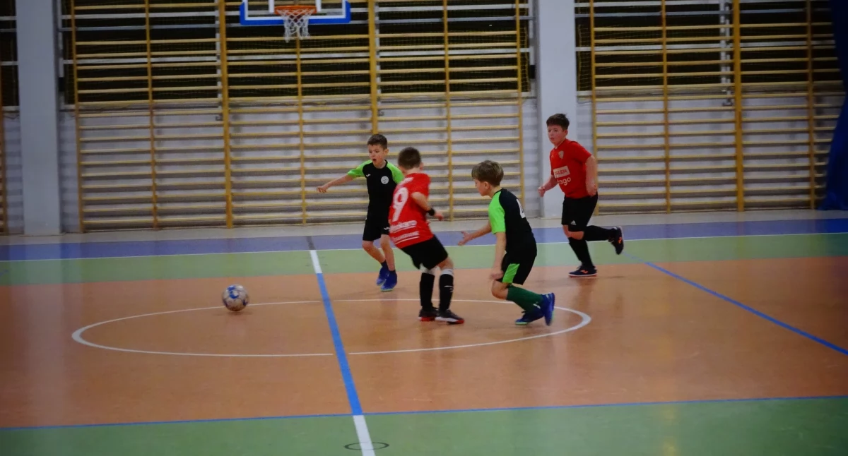Kolejny mecz z cyklu Kiełpino Cup za nami. Zdecydowane zwycięstwo MKS Jantar Ustka