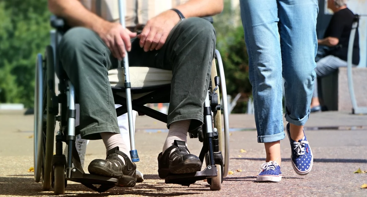 Bezpieczne i niezależne życie. Asystent osobisty osoby z niepełnosprawnością w Kartuzach