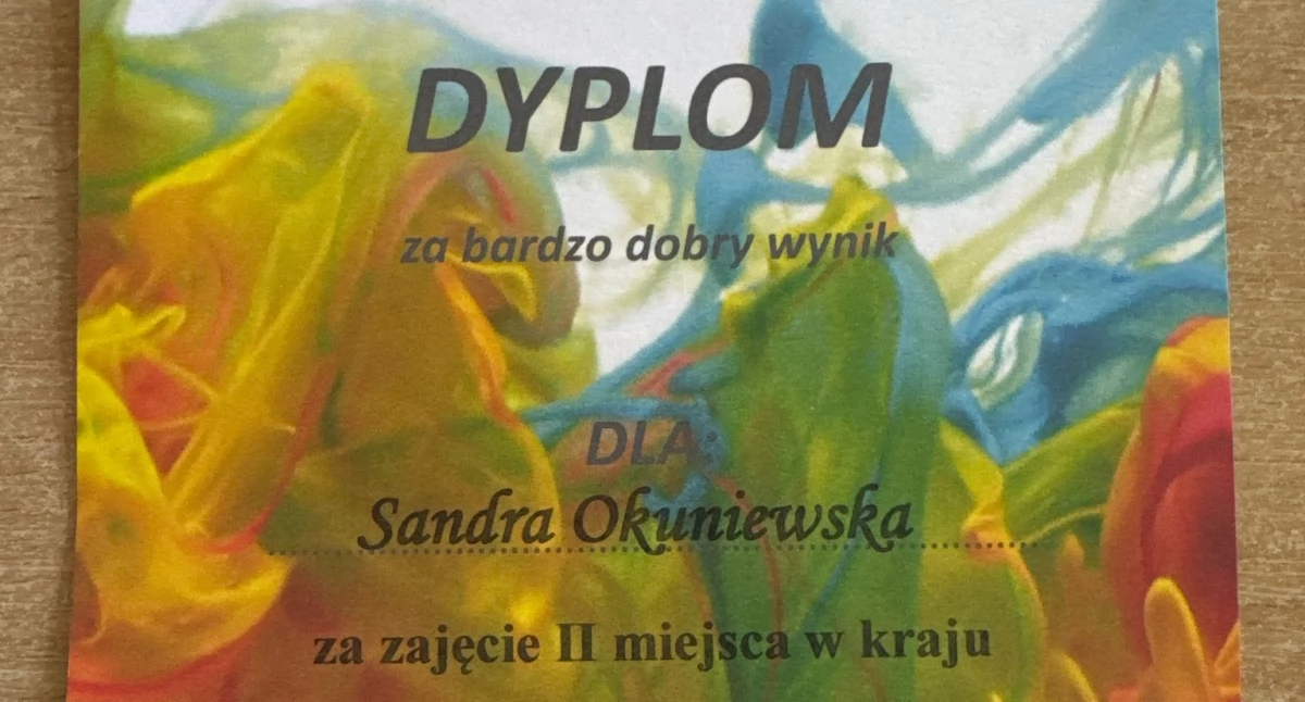 Sandra Okuniewska z ZST Kartuzy z II miejscem w ogólnopolskim konkursie plastycznym 