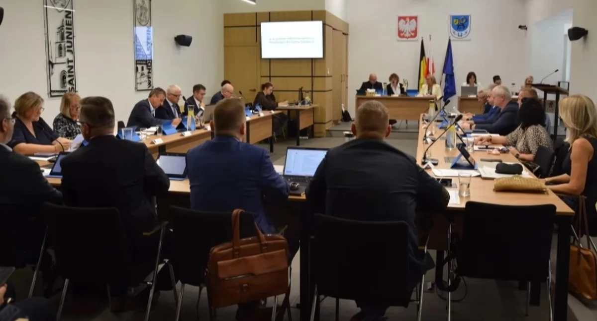 XII sesja Rady Miejskiej w Żukowie - sprawdź program