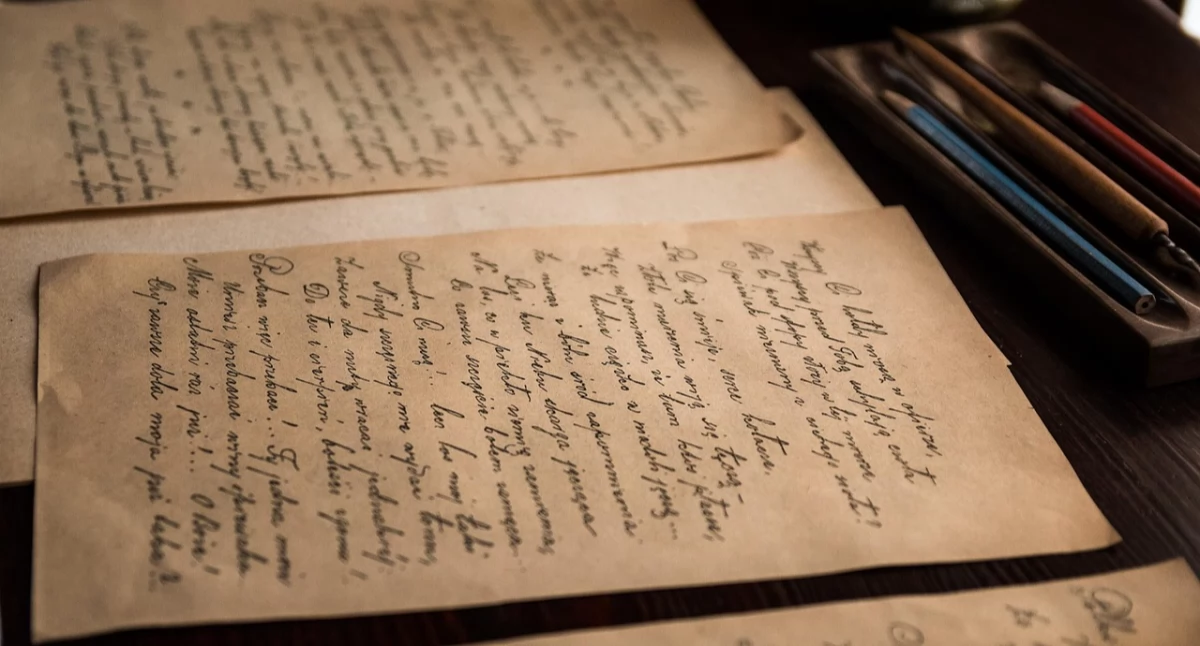 Listy i upominki pełne historii. Niezwykła korespondencja prezydenta Mościckiego z mieszkańcami Kaszub