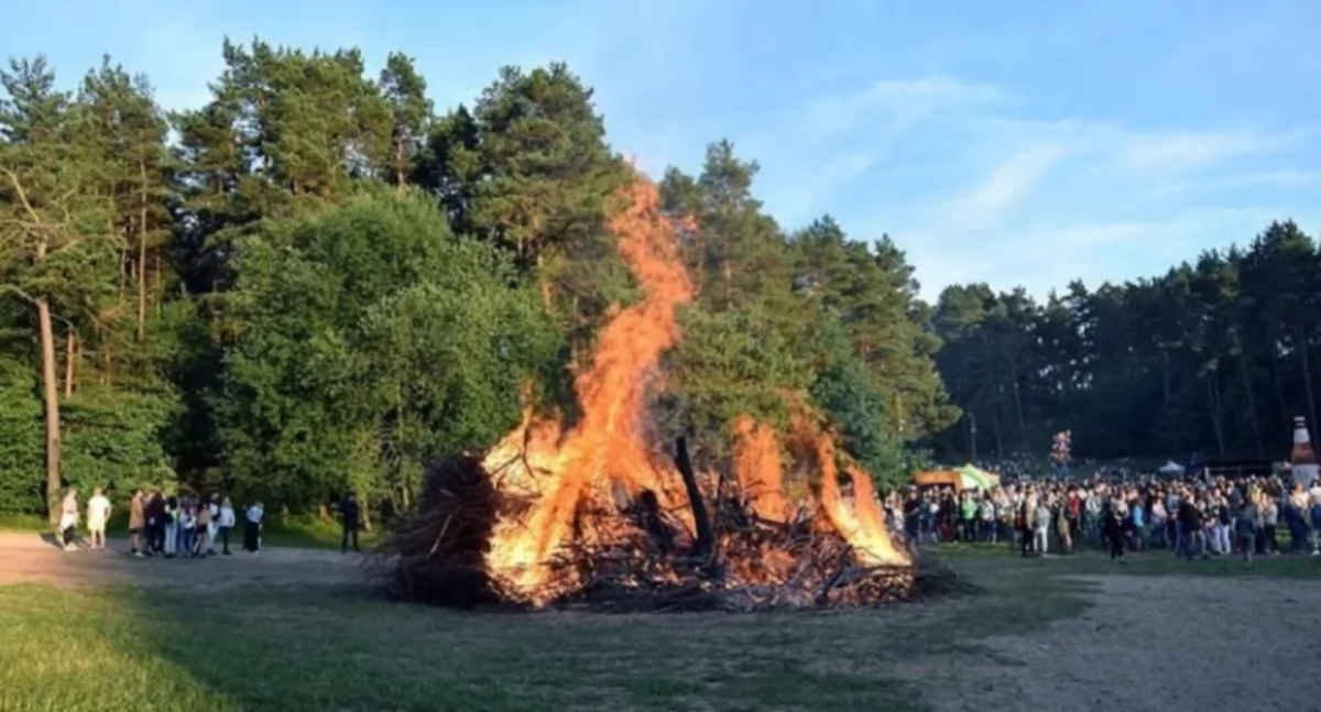 Sobótki w Parku nad Jeziorkiem w Żukowie, tym razem w rytmie disco!