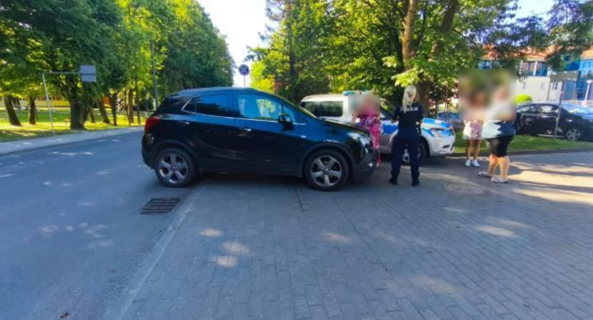 Kartuzy. Wjeżdżając na parking potrąciła kobietę