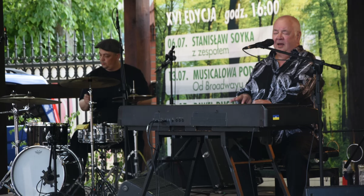 Magiczny początek Żukowskiego Lata Muzycznego. Stanisław Soyka z zespołem porwali publiczność