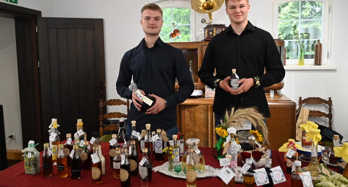 Festiwal Nalewek Kaszubskich. Kto jest mistrzem w ich przyrządzaniu?