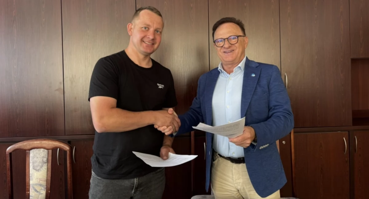 Ponad 360 tys. zł na modernizację remizy OSP w Kłosowie. Gmina Przodkowo podpisała umowę z wykonawcą