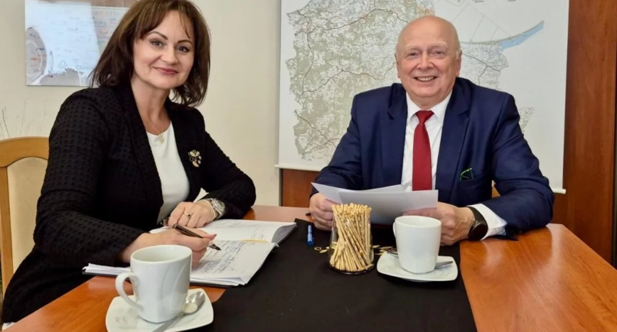Nowa droga do lotniska i kaszubskie nazwy przystanków. Rozmowy w urzędzie gminy Żukowo za nami