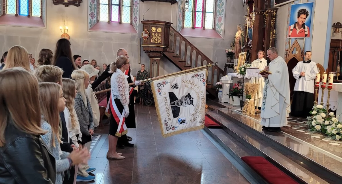 Antoni Abraham patronem Szkoły Podstawowej w Przodkowie