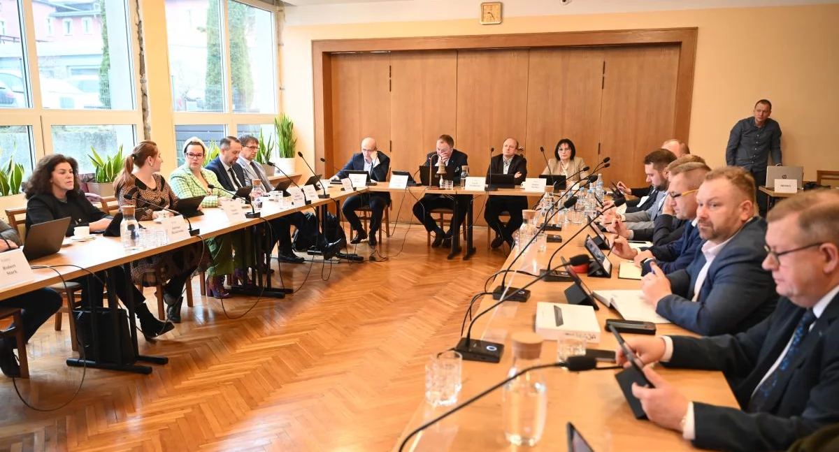 XVI sesja Rady Miejskiej w Kartuzach - sprawdź program
